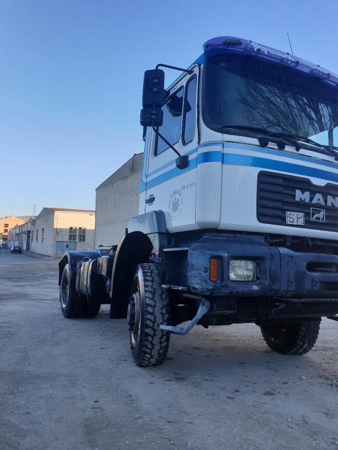 Cabeza tractora Man 410 4x4