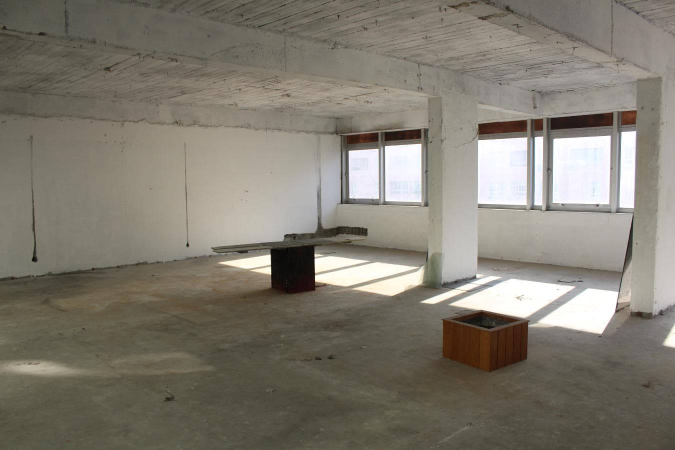 Escritórios + 4 Lugares de Garagem · Lisboa — imagem 7