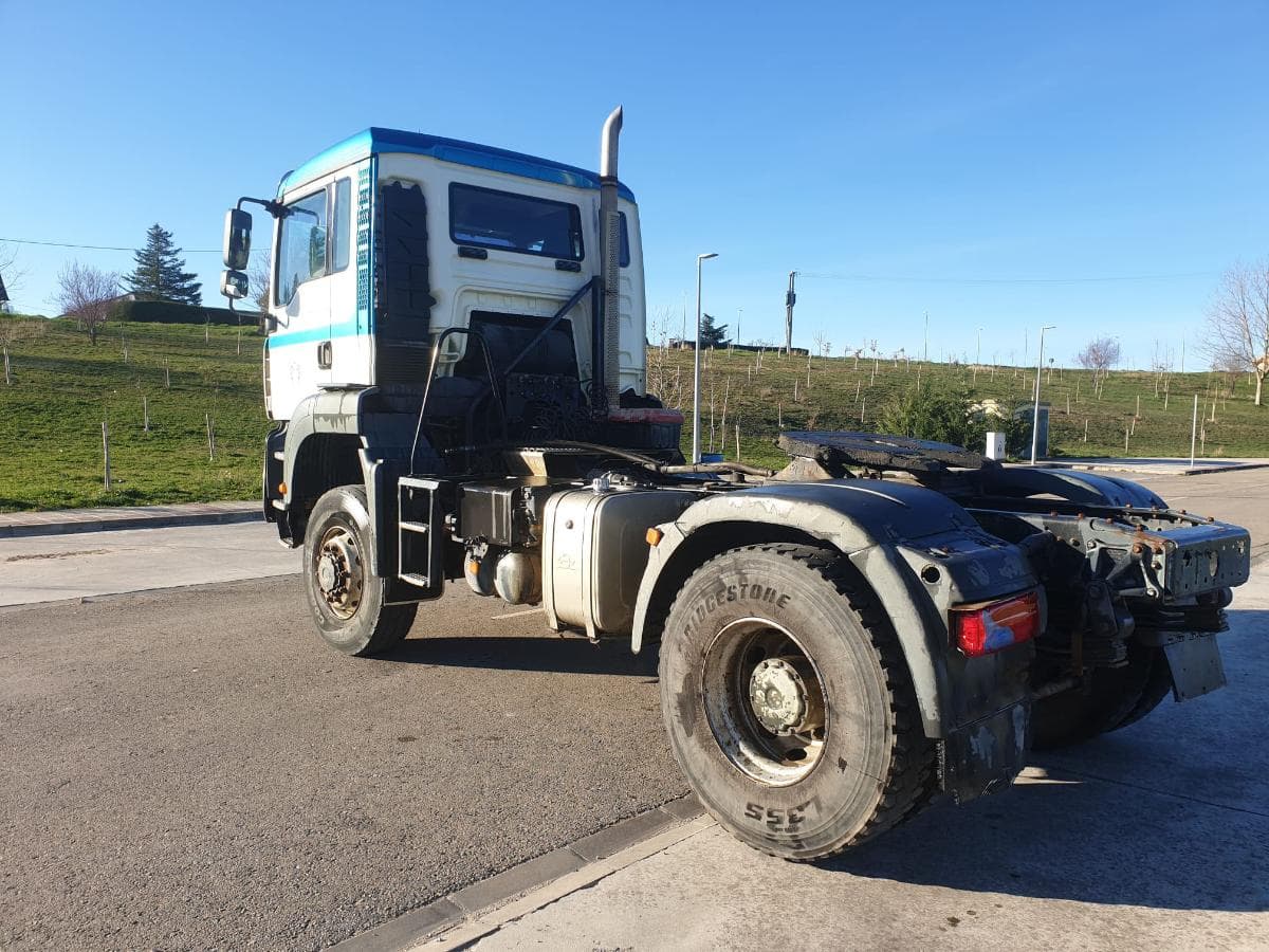 Cabeza tractora Man TGA 18.440 4x3 — imagen 9