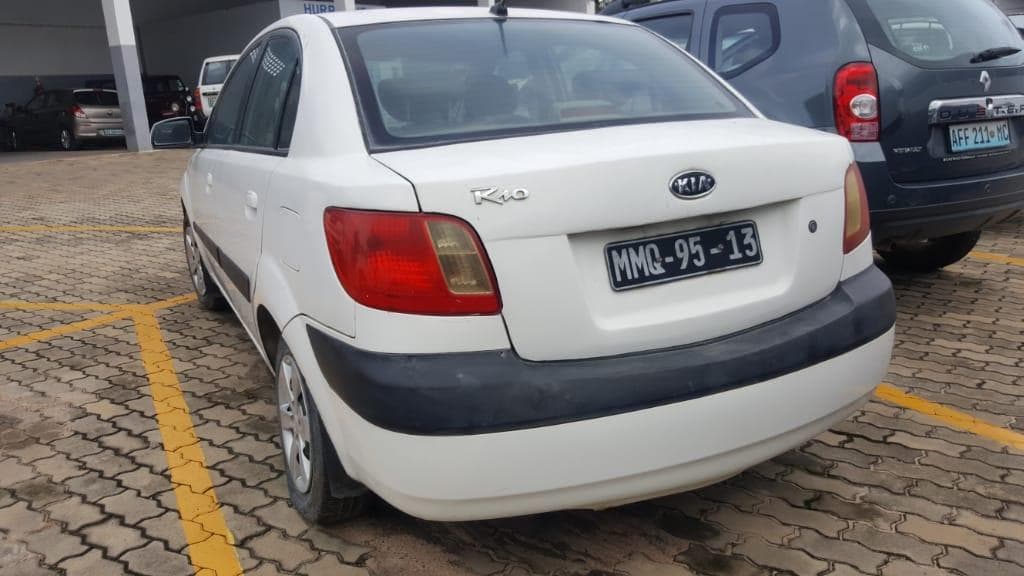 Kia Rio — image 2