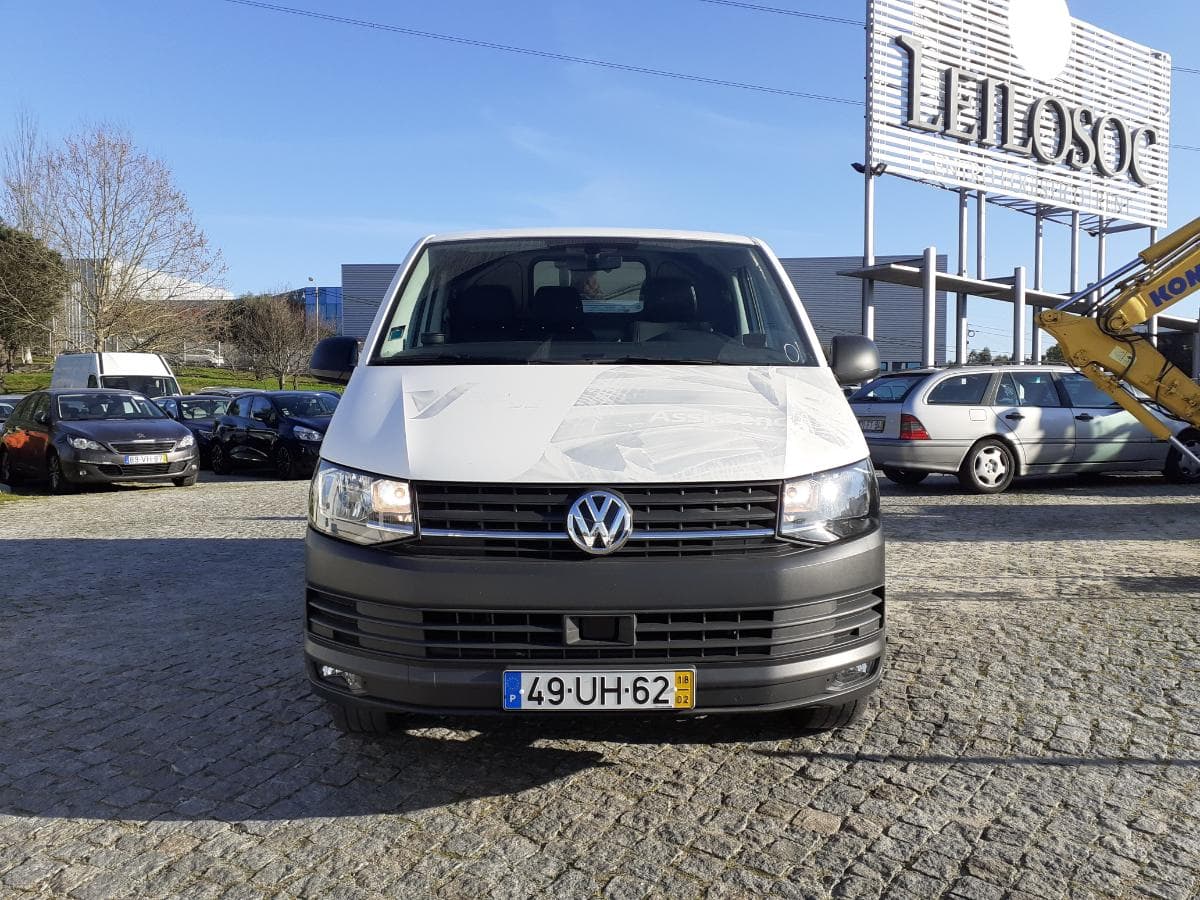 Volkswagen Transporter · Ano 2018 — imagem 2