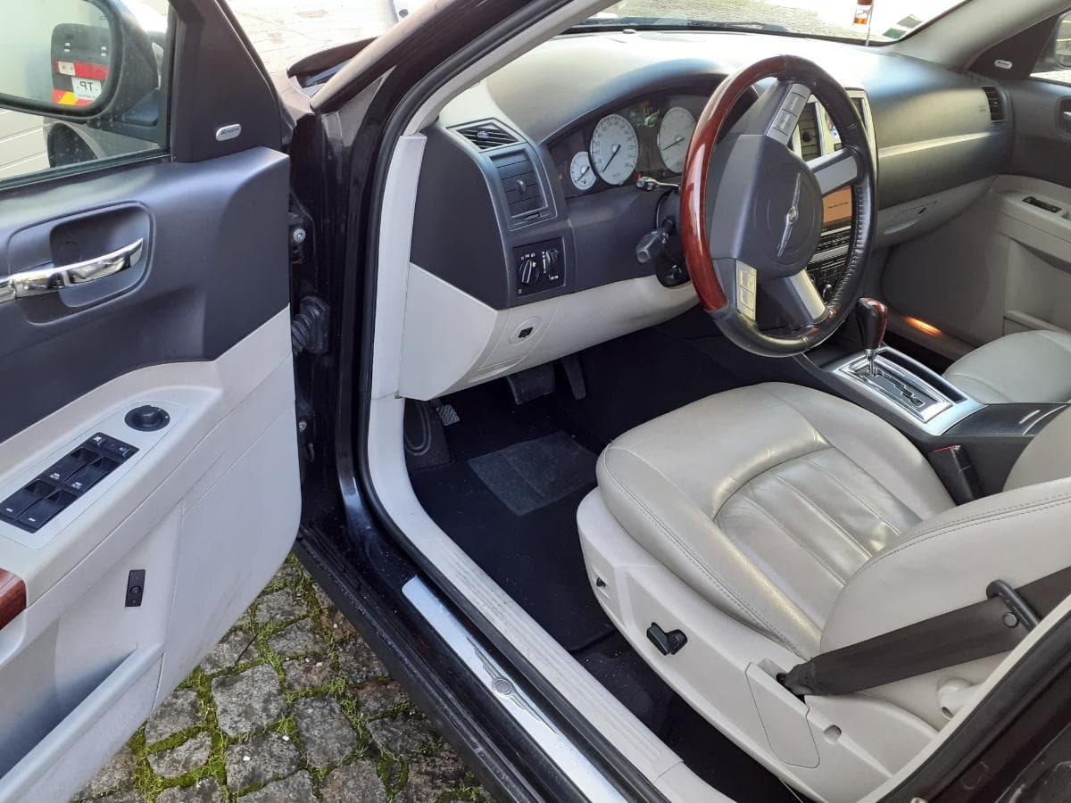 Chrysler 300C Touring · Ano 2006 — imagen 7