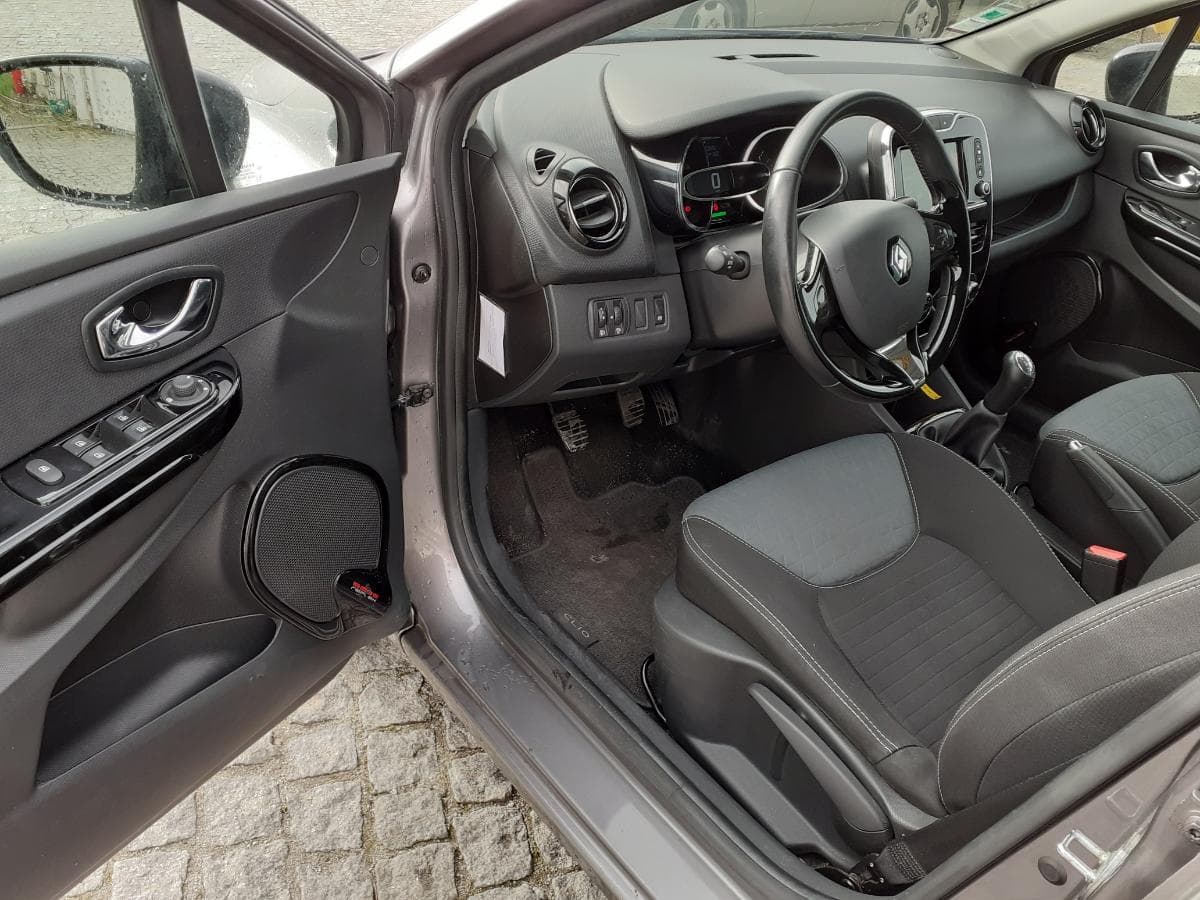 Renault Clio 1.5 DCI · Ano 2015 — imagem 7