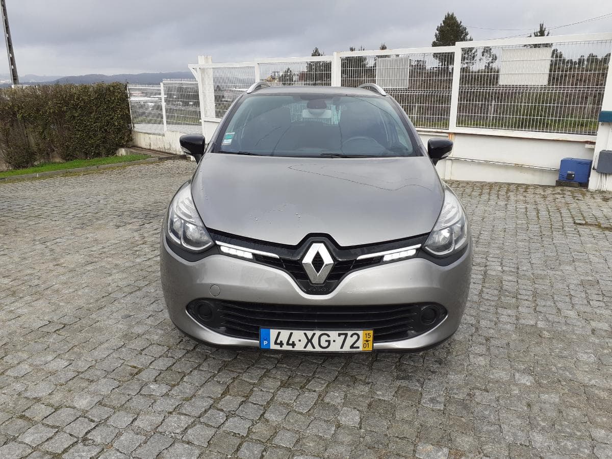 Renault Clio 1.5 DCI · Ano 2015 — imagem 2