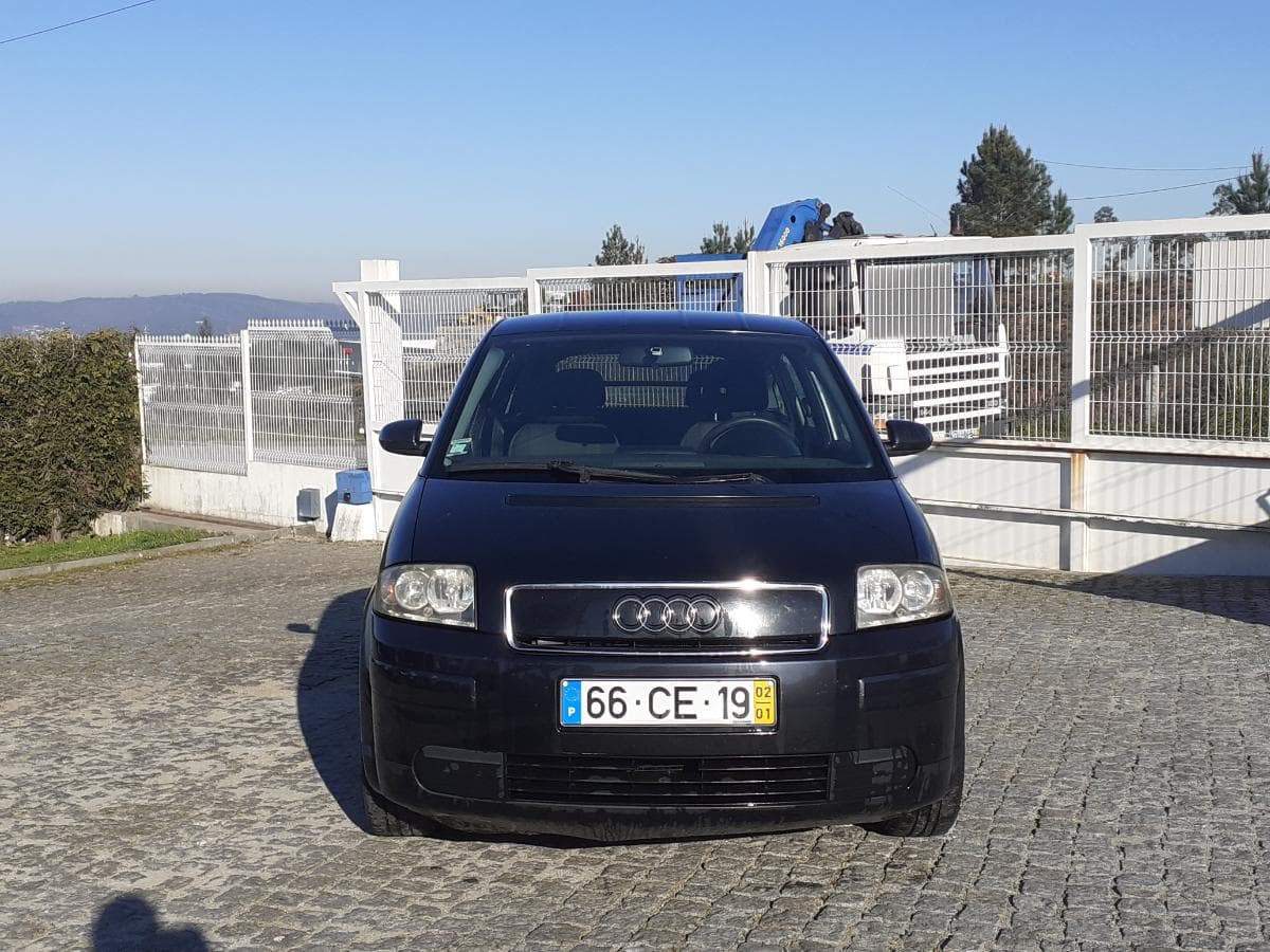 Audi A2 1.4 TDI · Ano 2002 — imagem 2