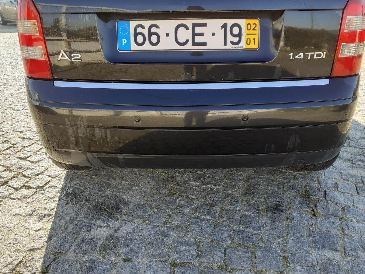 Audi A2 1.4 TDI · Ano 2002 — imagem 17