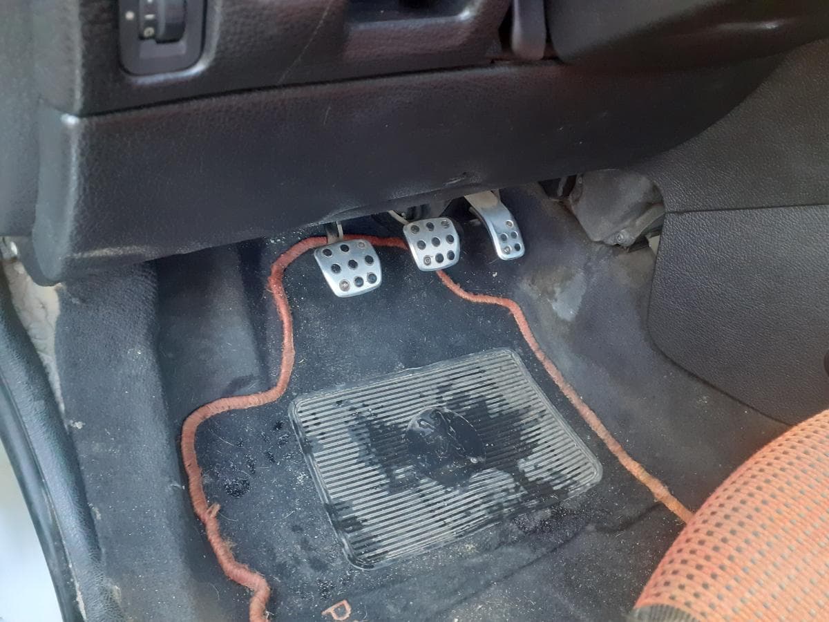 Peugeot 206 CC 1.6 Cabrio · Ano 2002 — imagen 12