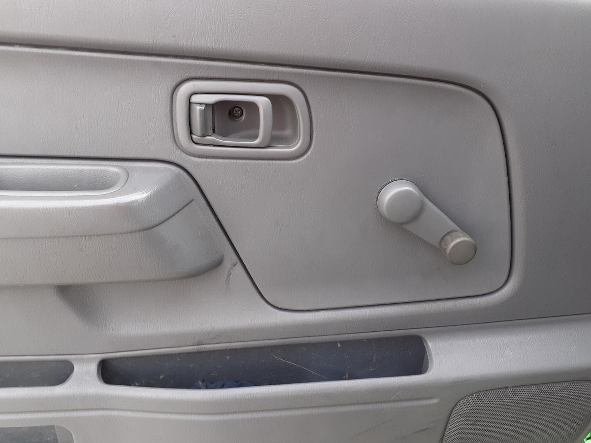Nissan Pick Up 4x2 — imagem 9