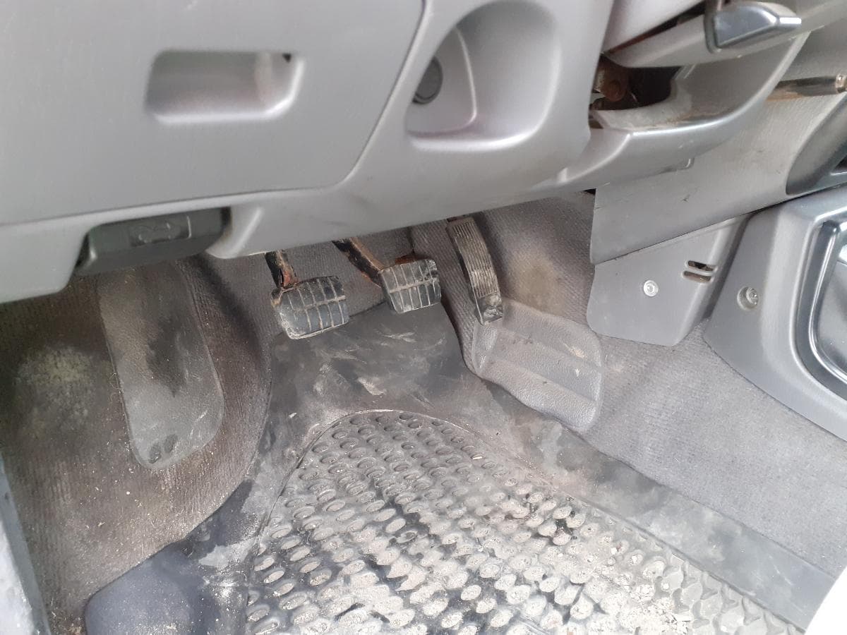 Nissan Pick Up 4x2 — imagem 8