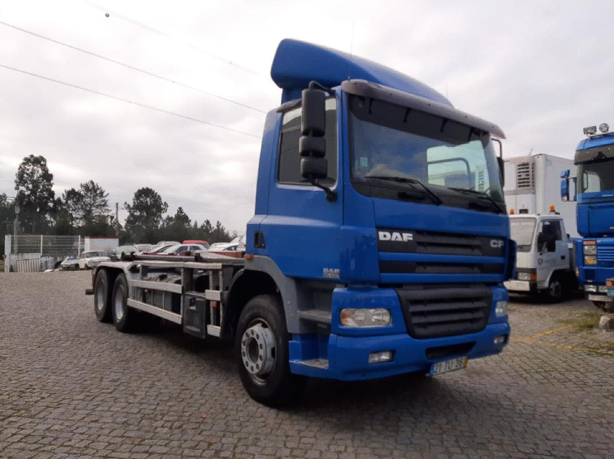 DAF CF Amplirool 6x2 · Ano 2003 — imagem 3