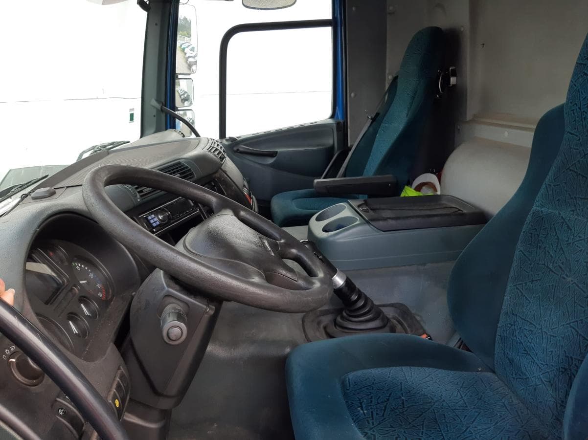 DAF CF Amplirool 6x2 · Ano 2003 — imagem 8