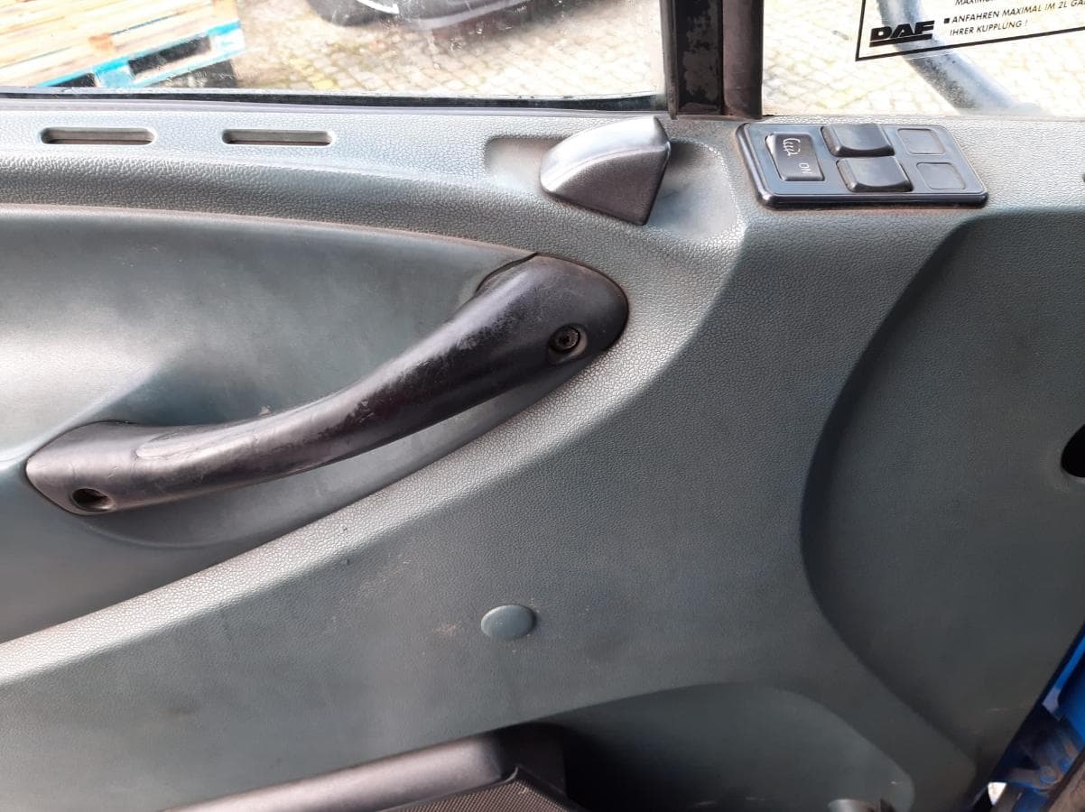 DAF CF Amplirool 6x2 · Ano 2003 — imagem 10