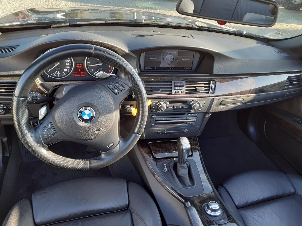 BMW 330 D Cabrio — imagem 16