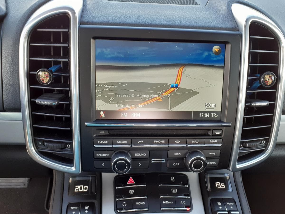 Porsche Cayenne 3.0 · Diesel · Ano 2012 — image 16