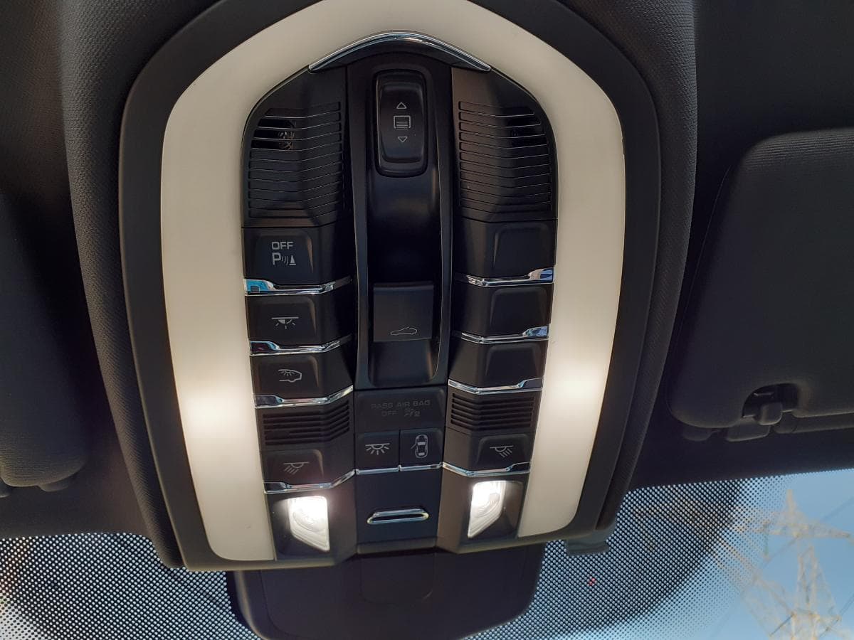 Porsche Cayenne 3.0 · Diesel · Ano 2012 — image 13