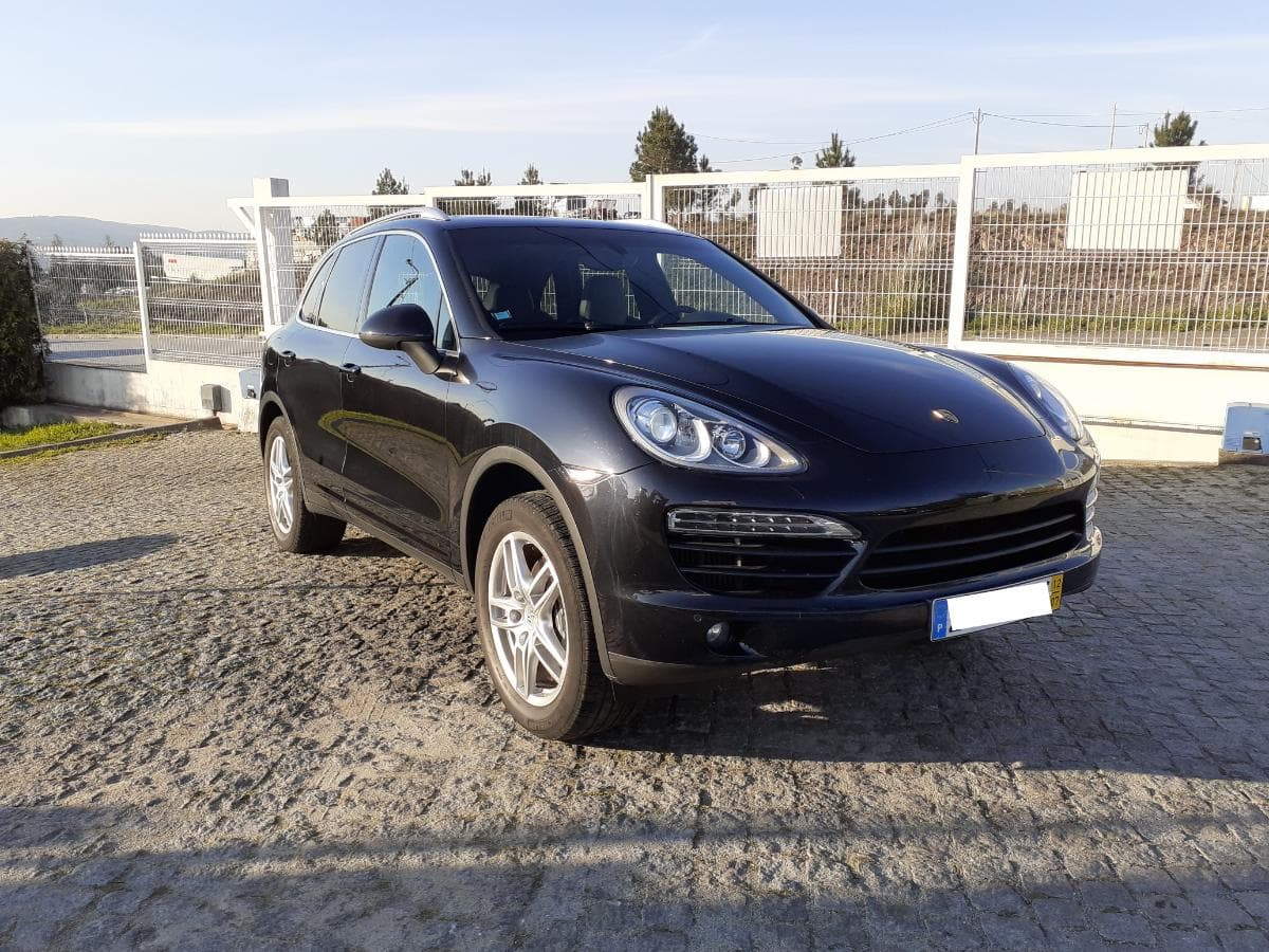 Porsche Cayenne 3.0 · Diesel · Ano 2012 — image 3