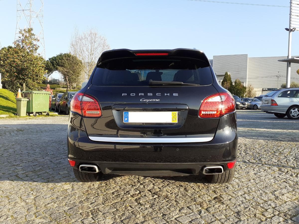 Porsche Cayenne 3.0 · Diesel · Ano 2012 — image 5