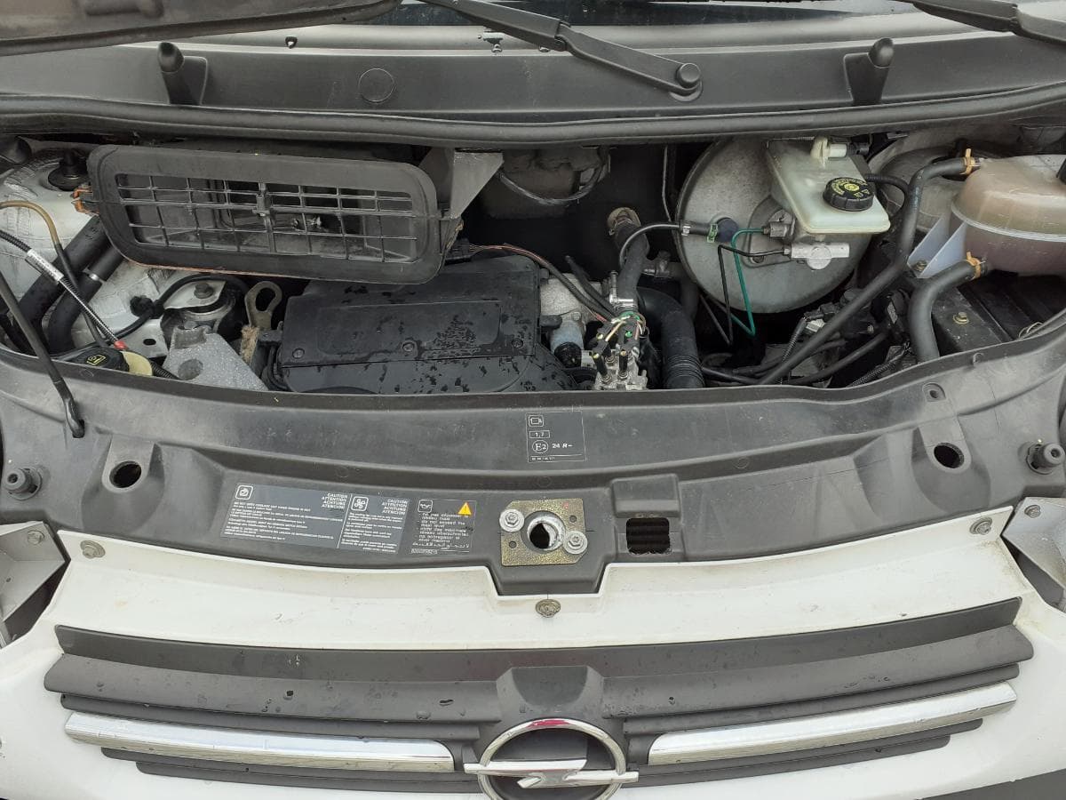 Opel Vivaro · Ano 2005 — imagen 16