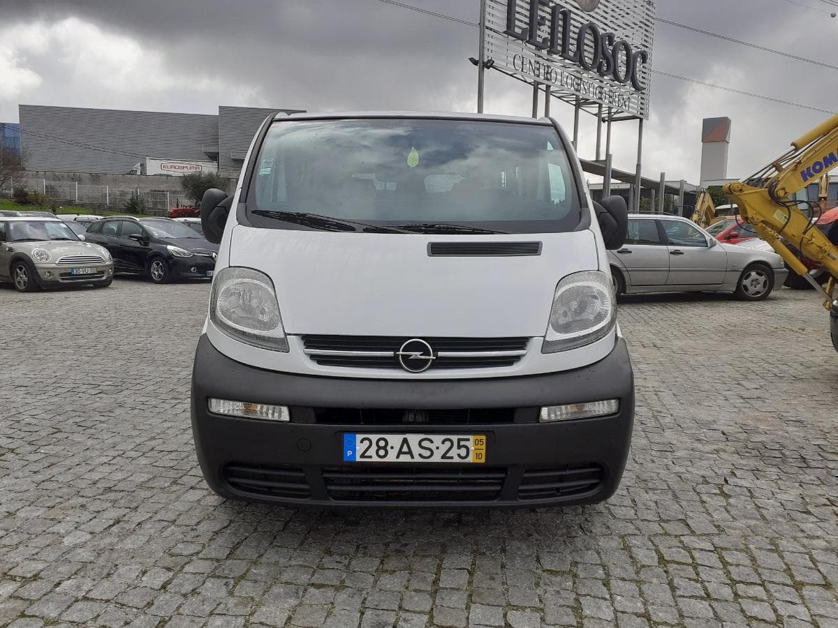 Opel Vivaro · Ano 2005 — imagen 2