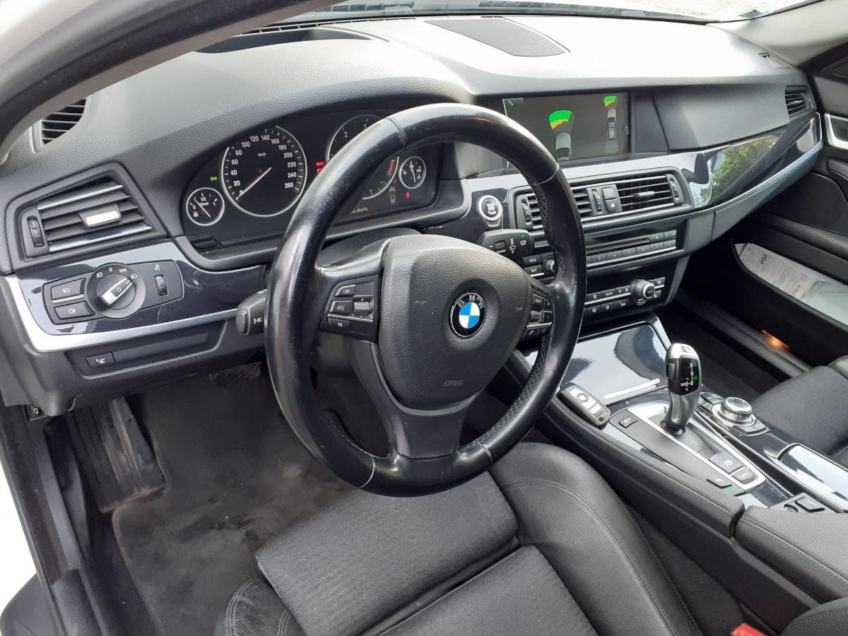 BMW 520 D · Ano 2010 — imagem 10