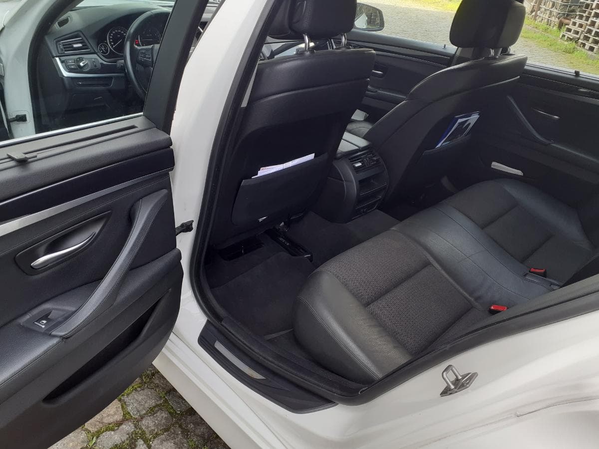 BMW 520 D · Ano 2010 — imagem 18