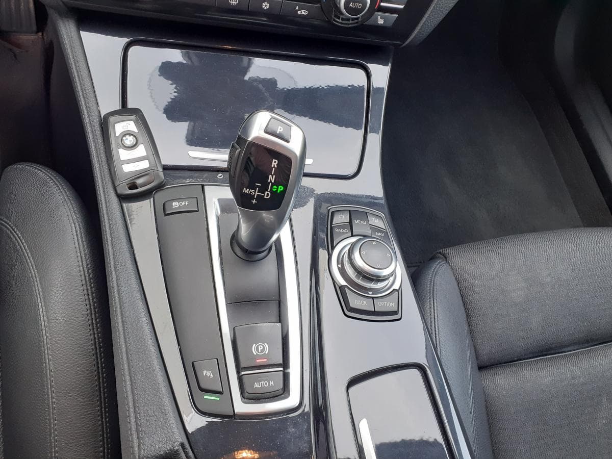 BMW 520 D · Ano 2010 — imagem 14
