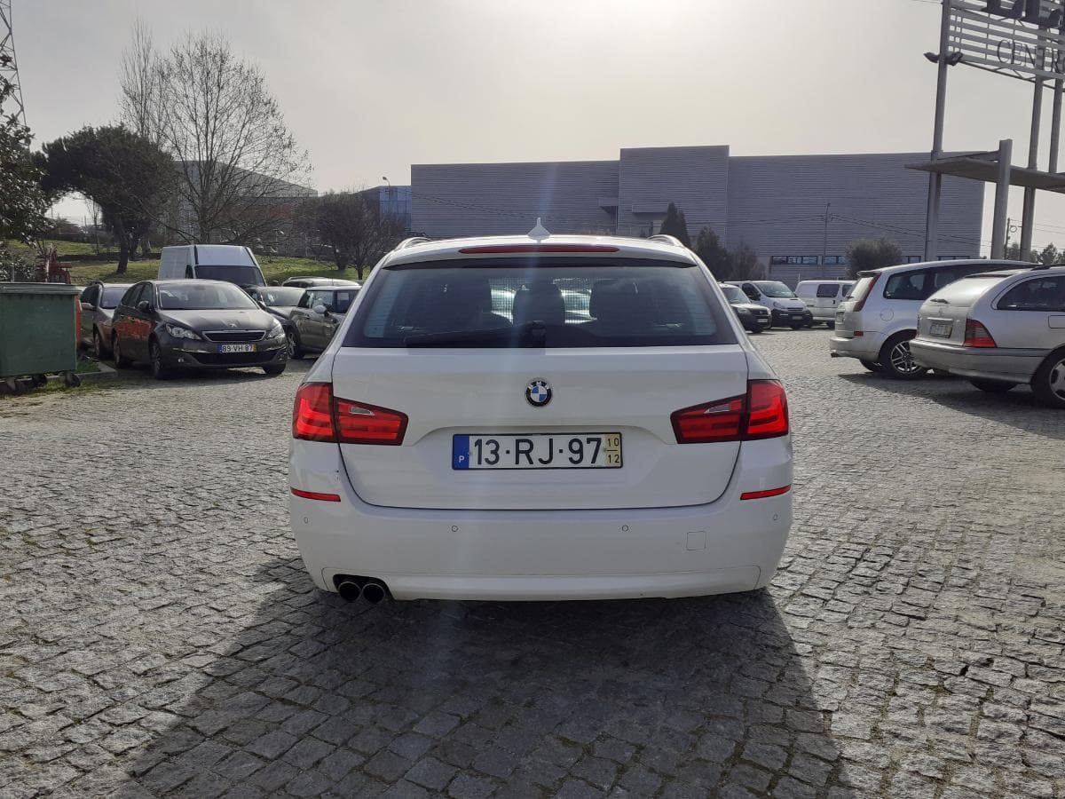 BMW 520 D · Ano 2010 — imagem 5