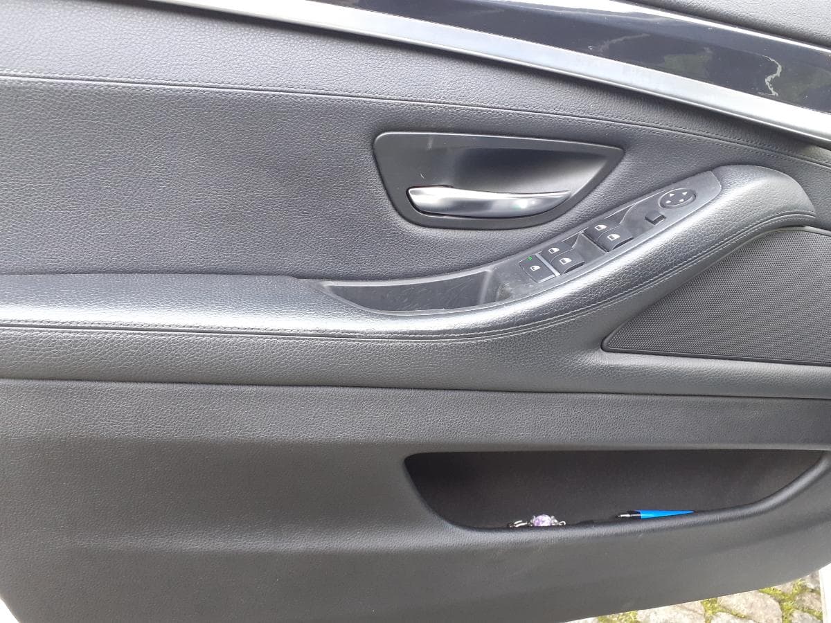 BMW 520 D · Ano 2010 — imagem 9