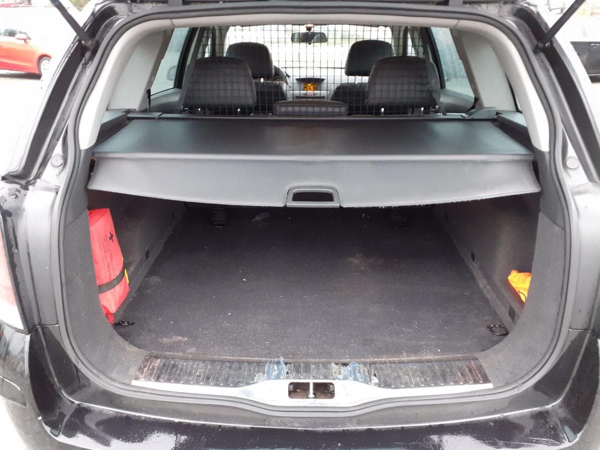 Opel Astra Caravan 1.7 CDTI — imagem 15
