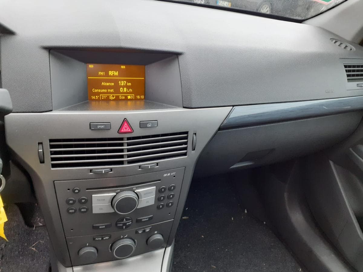 Opel Astra Caravan 1.7 CDTI — imagem 12