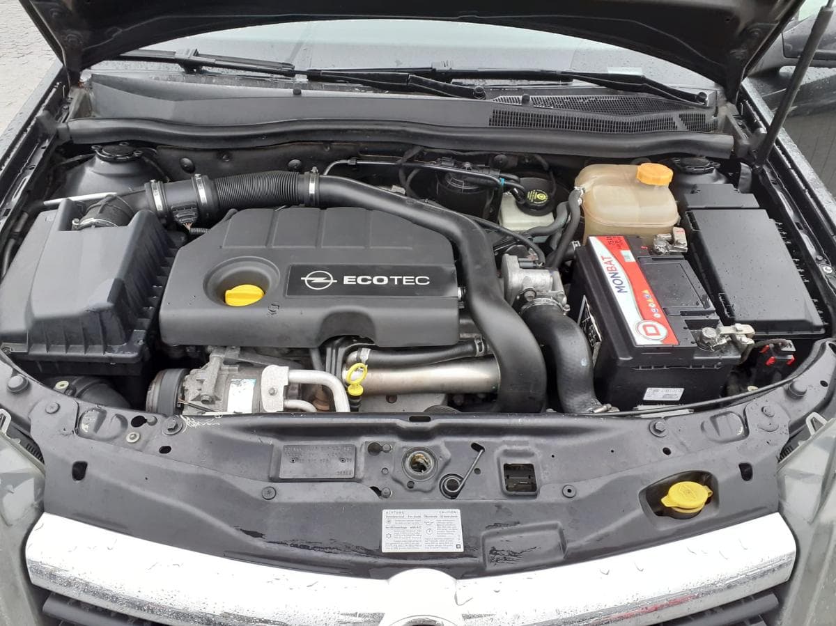 Opel Astra Caravan 1.7 CDTI — imagem 16