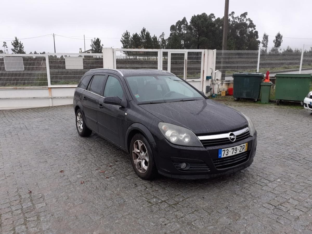 Opel Astra Caravan 1.7 CDTI — imagem 3