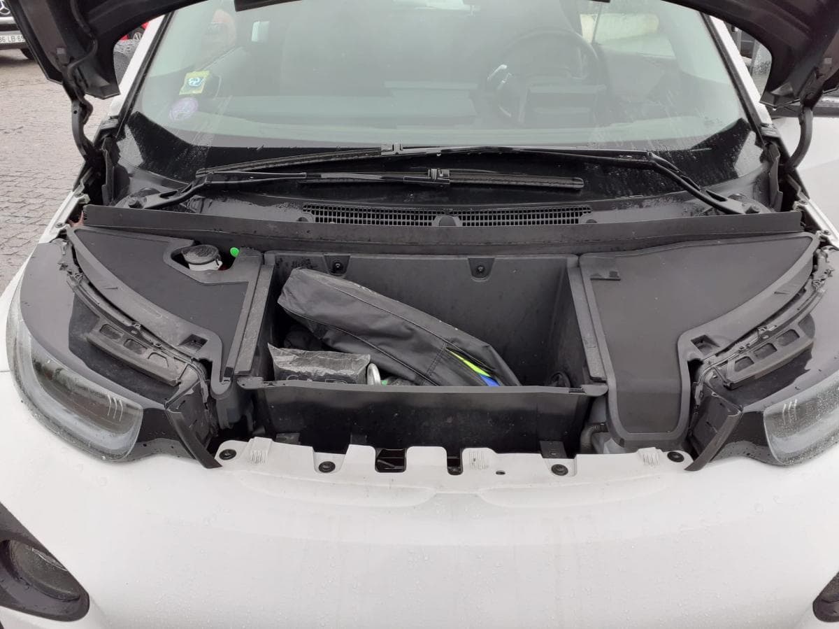 BMW I3 elétrico REX · Ano 2016 — imagem 17
