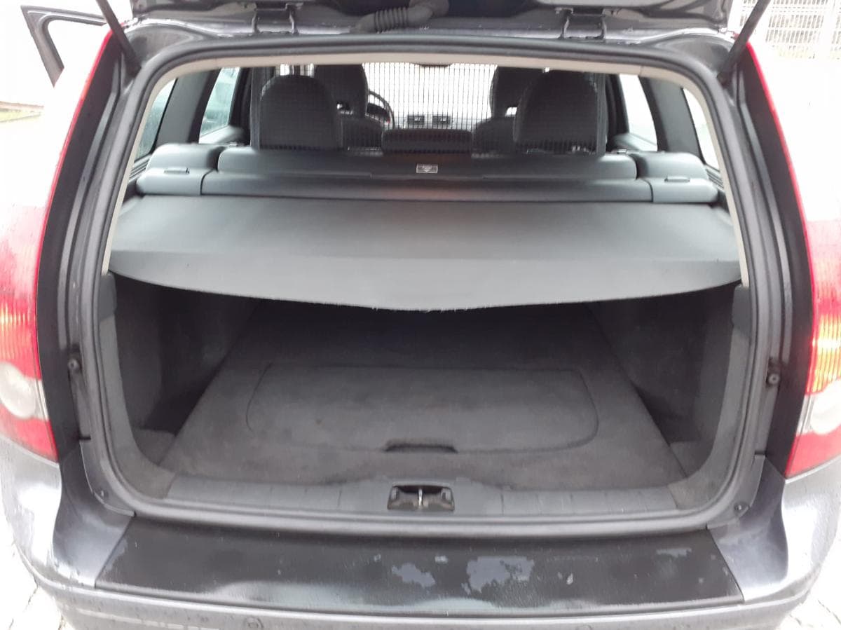 Volvo V50 — image 14