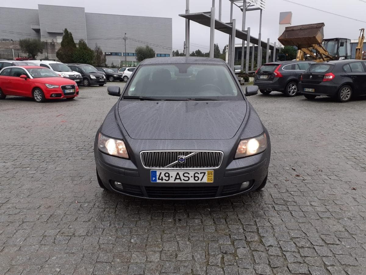 Volvo V50 — image 2