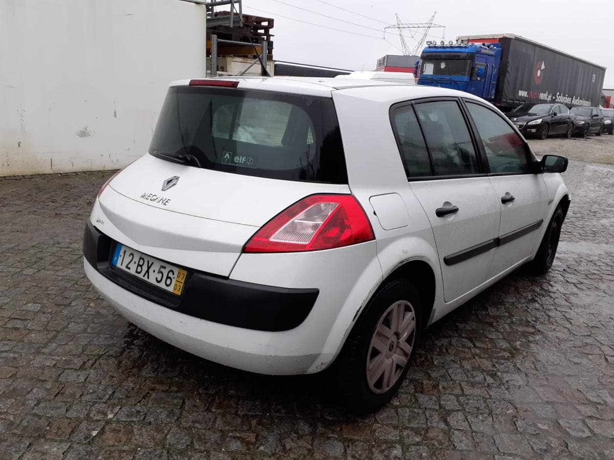 Renault Mégane 1.5 DCI · Ano 2003 — imagem 6