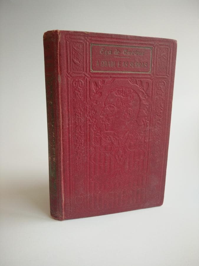 A cidade e as serras