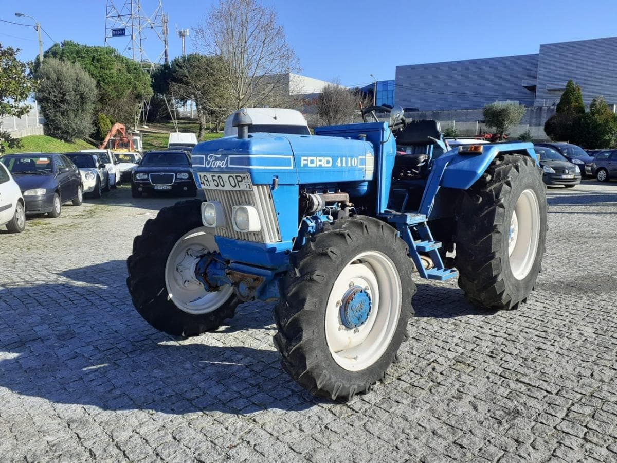 Trator Agrícola Ford · Ano 1983 — imagem 3