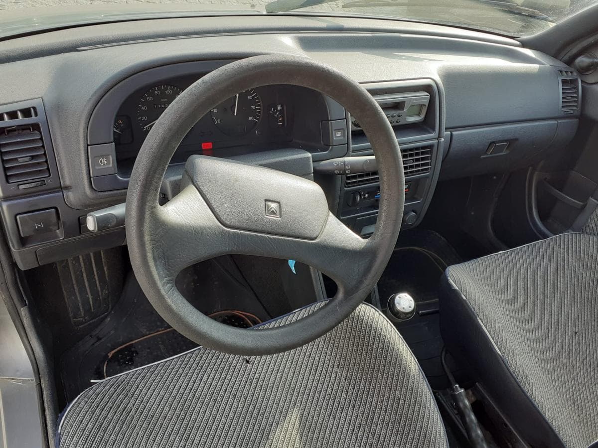 Citroën AX · Ano 1992 — imagen 10