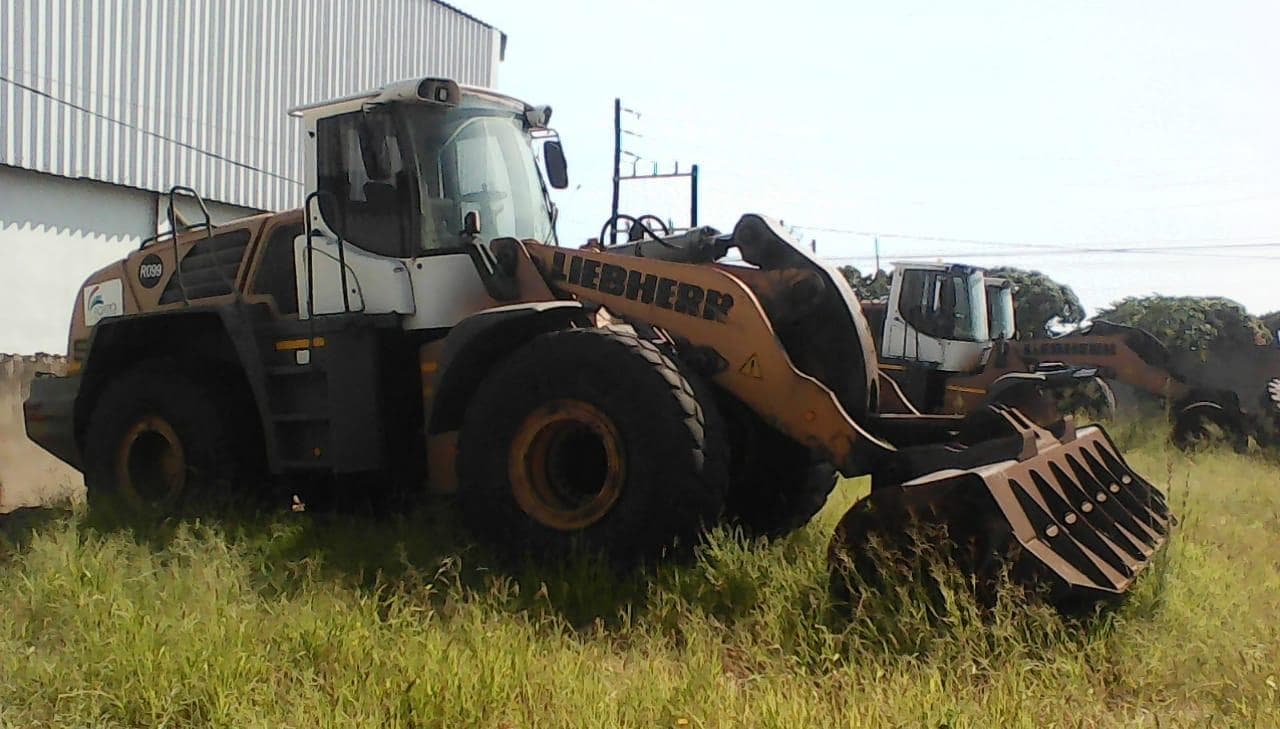 Pá Carregadora Liebherr L580 — imagen 2