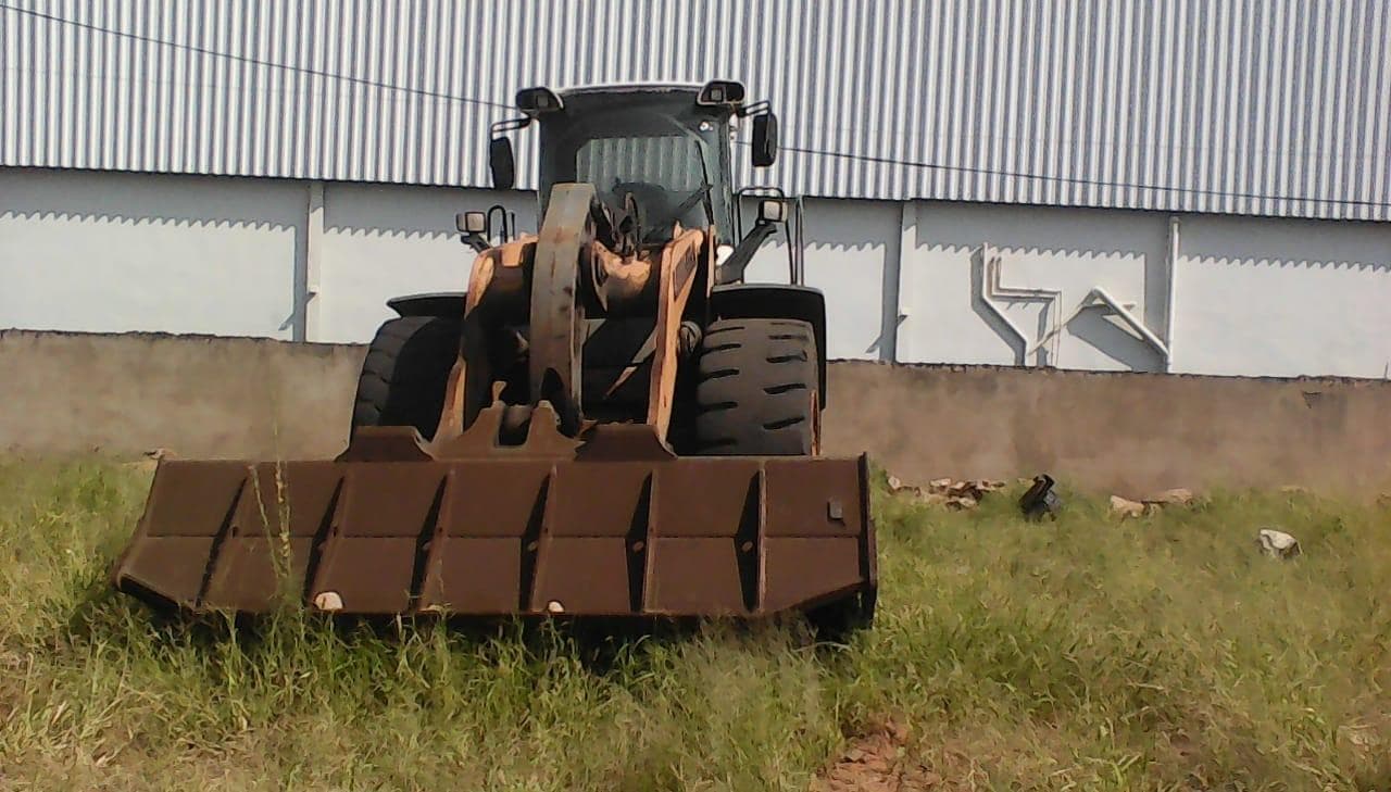 Pá Carregadora Liebherr L580 — imagen 3