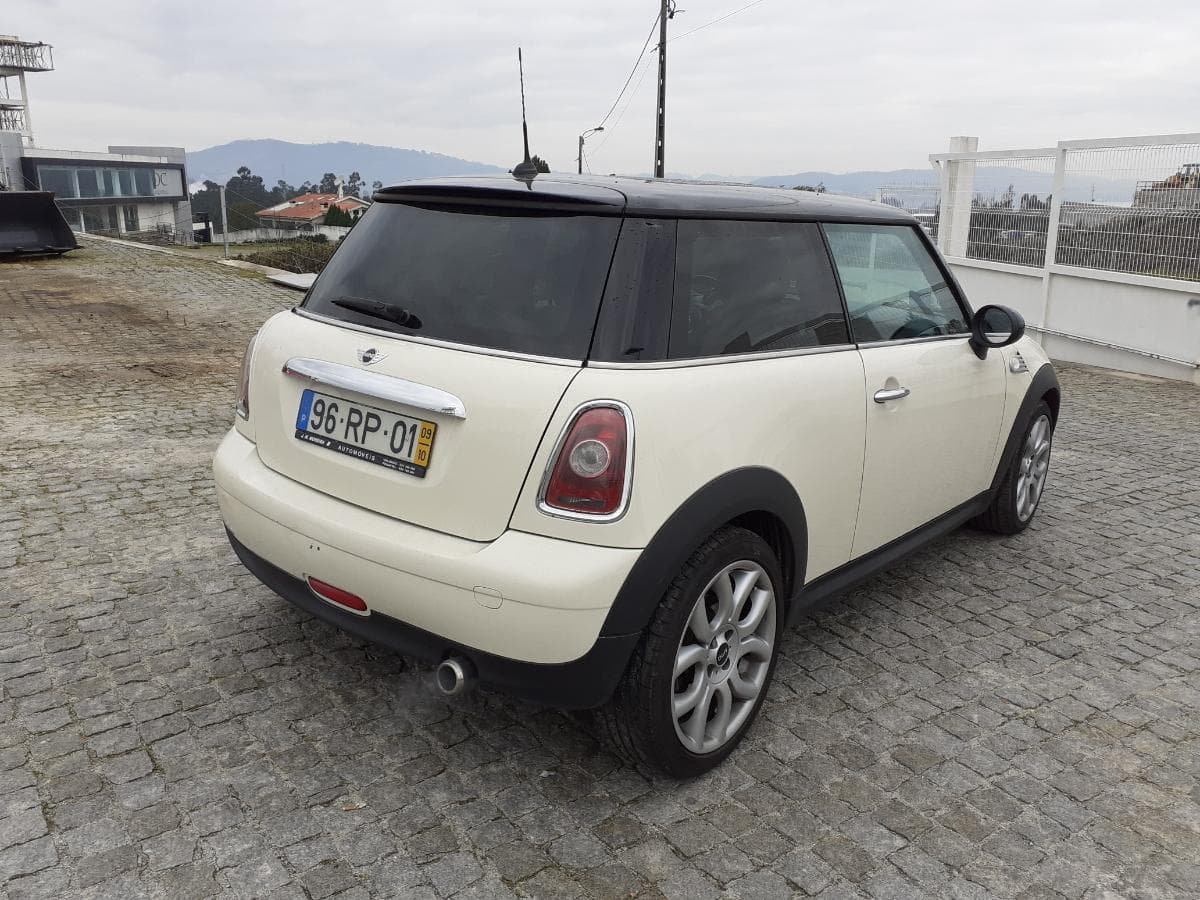 Mini Cooper D · Ano 2009 — imagem 4