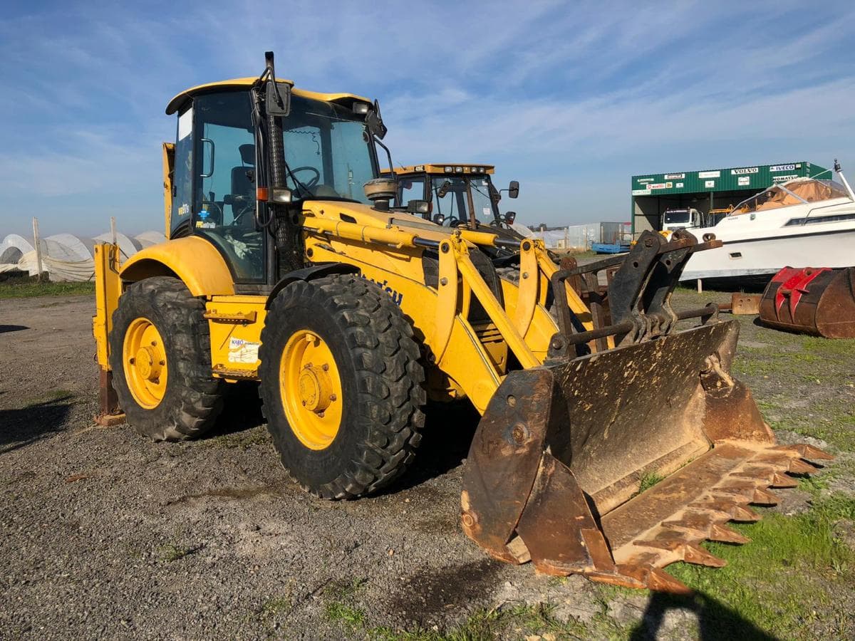 Mixta retroescavadora Komatsu W97S