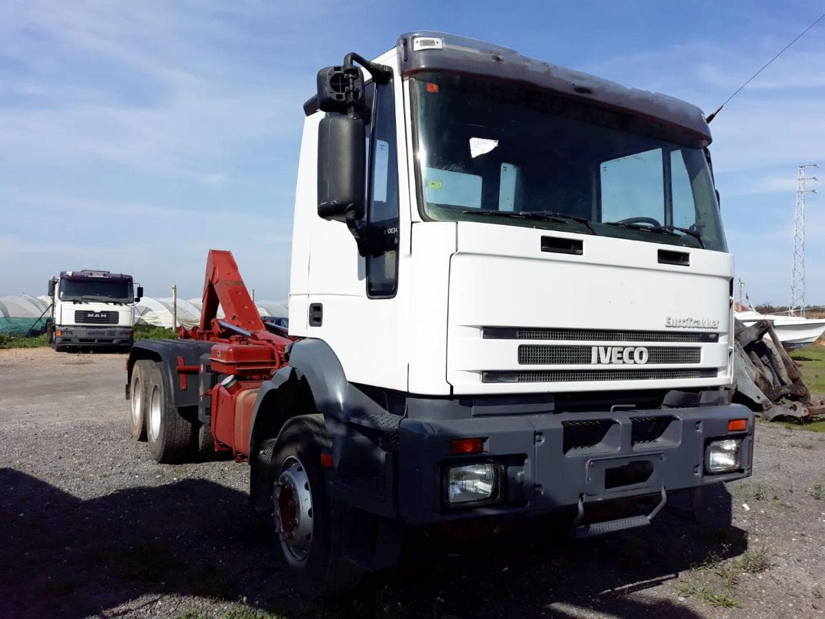 Doble Carro 6 / 4 Iveco Multilif — image 2