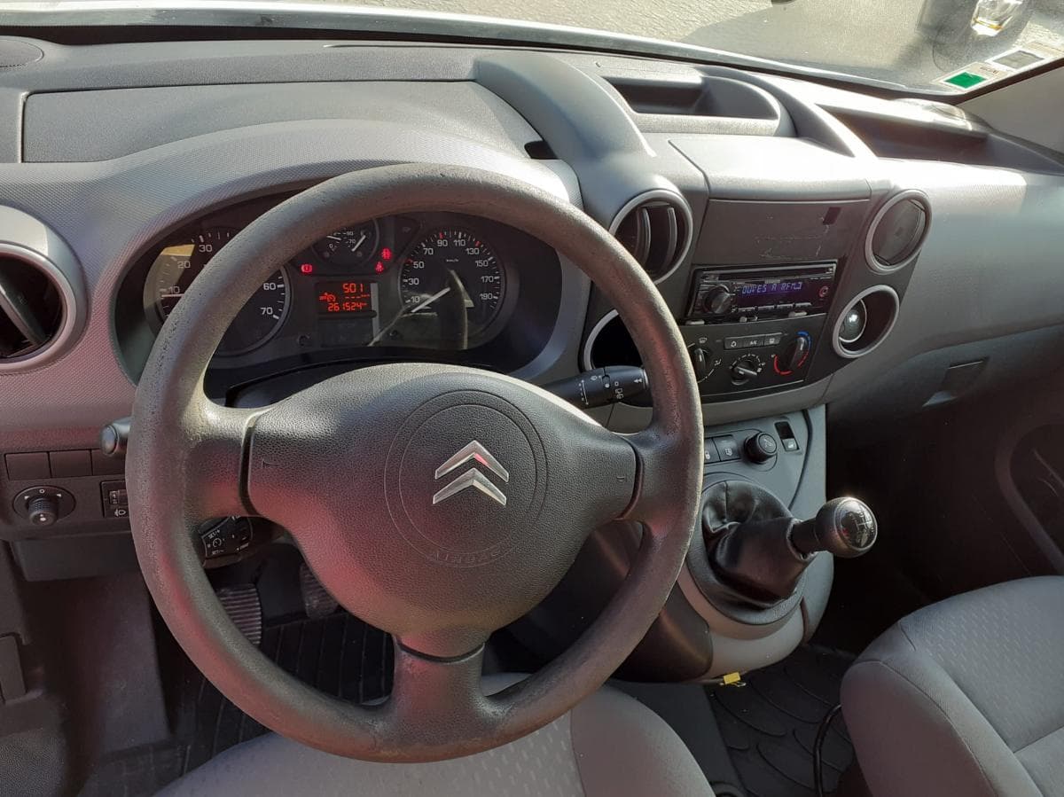Citroën Berlingo · 5 lugares · Ano 2012 — imagen 10