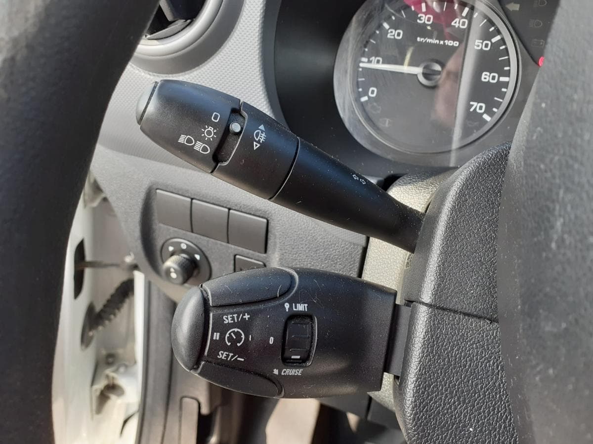 Citroën Berlingo · 5 lugares · Ano 2012 — imagen 13