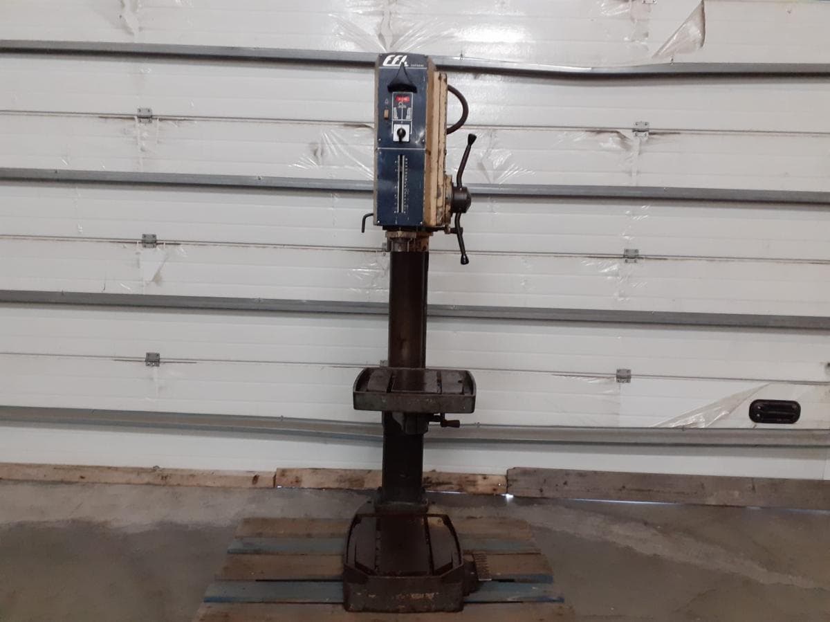 Máquina de furar EFI — imagen 2