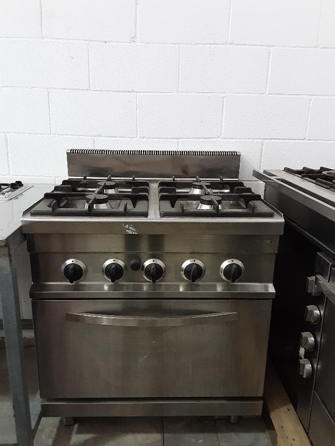 Cocina 4 fuegos con horno — imagem 1