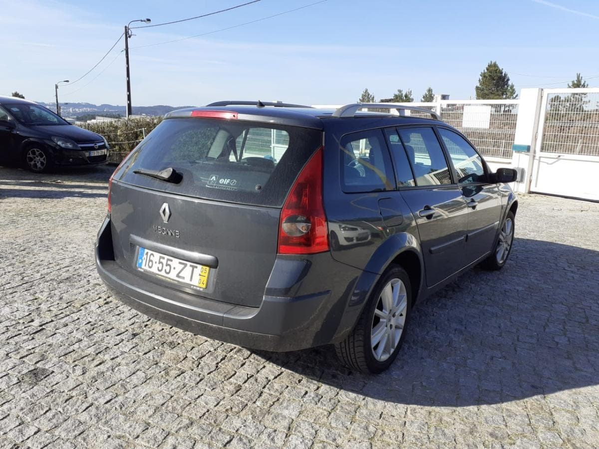 Renault Mégane 1.9 DCI · Ano 2005 — imagem 4