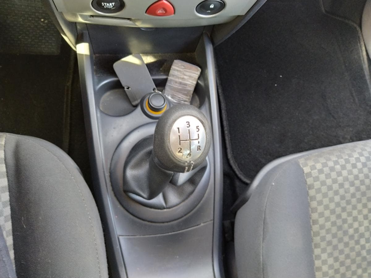 Renault Mégane 1.5 DCI · Ano 2002 — imagem 11